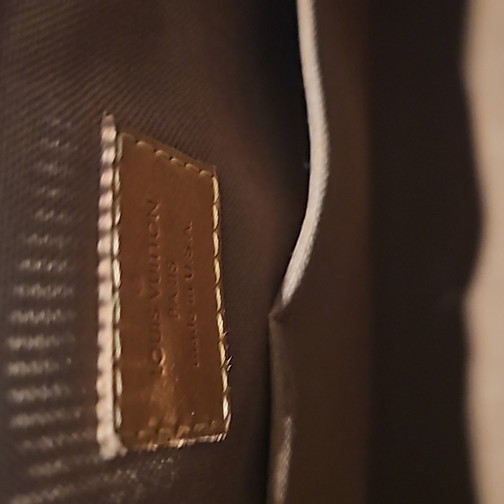 Authentic Louis Vuitton Tivoli PM Bag - Picture 4 of 16